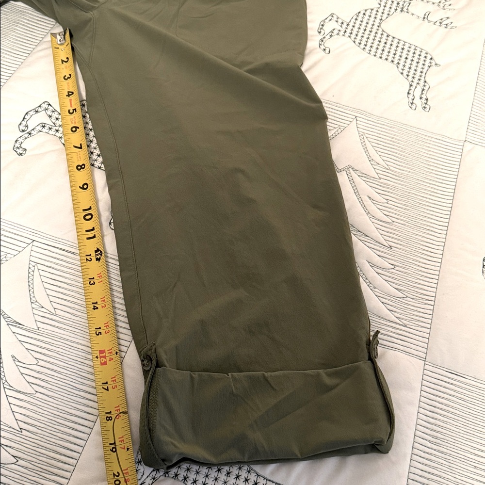 Eastern Mountain Sports Women’s Green Cargo Pants-8R - Picture 9 of 13